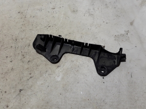  Rear bumper bracket 