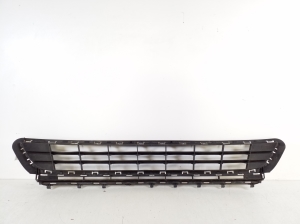 Volkswagen Golf VII (2012–2026) Front bumper lower grille 5G0853677 - 2
