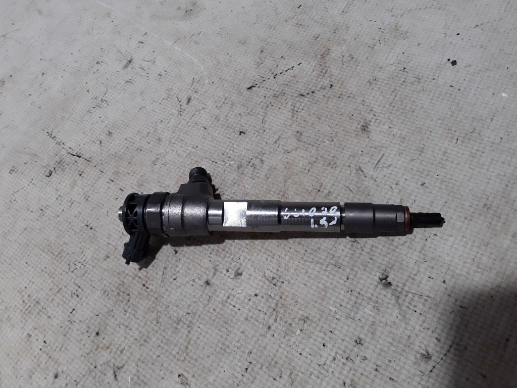 RENAULT Clio 5 generation (2019-2023) Fuel Injector 8201636333 21018247