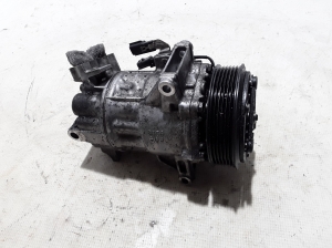  Air conditioner compressor 