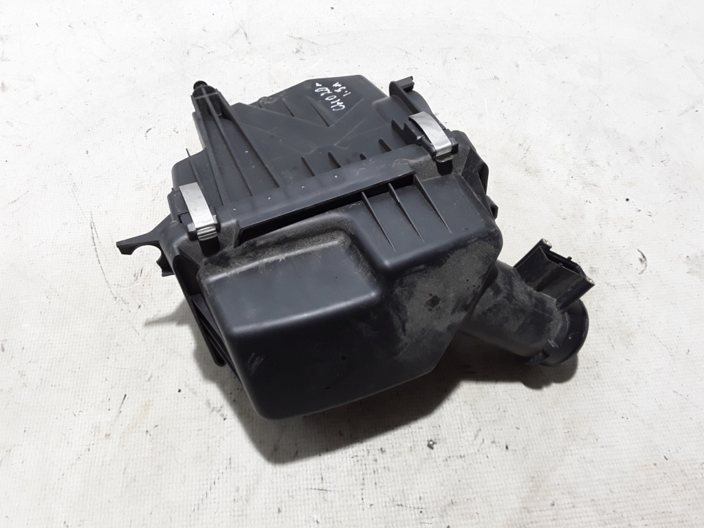 Used RENAULT Clio Air filter housing 165005426R