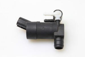 Ford Focus (2011–2018) Front windshield washer pump 1S7117K624FE - 3