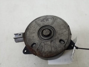 TOYOTA RAV 4 A2 (2000–2005) Kühlerlüftermotor 1636323030 - 3