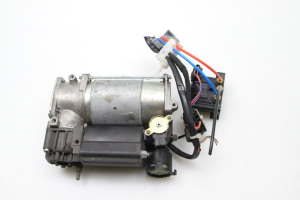 BMW X5 E53 (1999–2006) Luftfederung Kompressor 4430200111 - 2