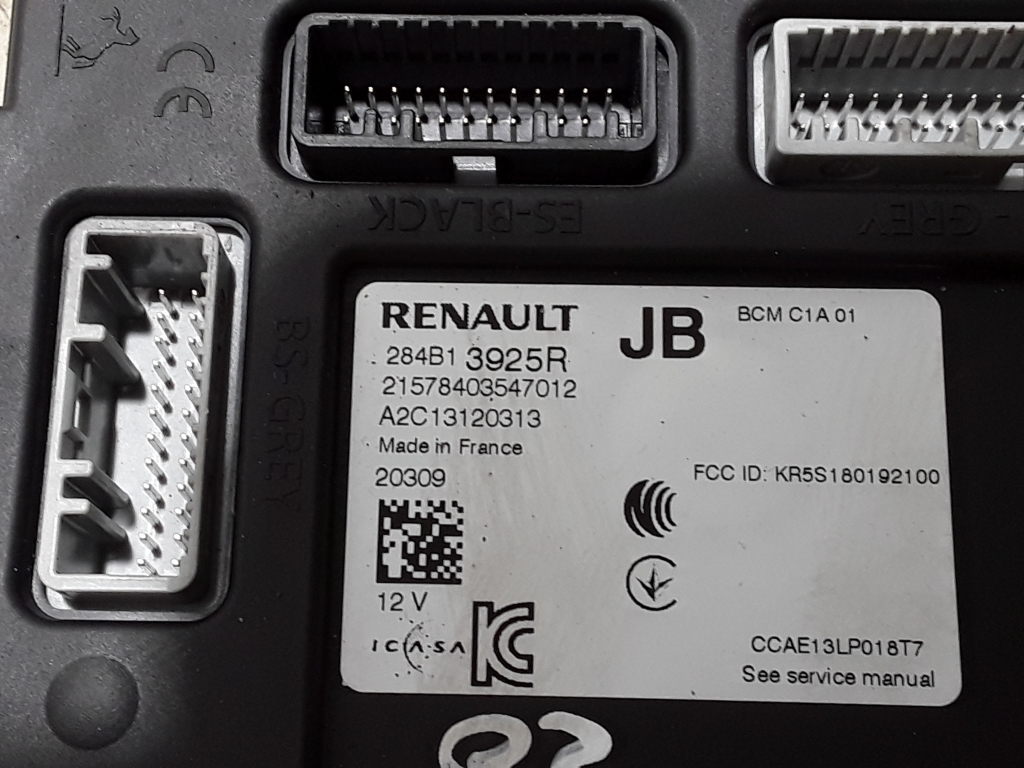 RENAULT Clio 5 generation (2019-2023) Touch Screen (liečiamo ekrano) valdymo blokas 284B13925R 21018133
