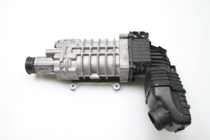 Motorkompressor und seine Teile - 03C276
