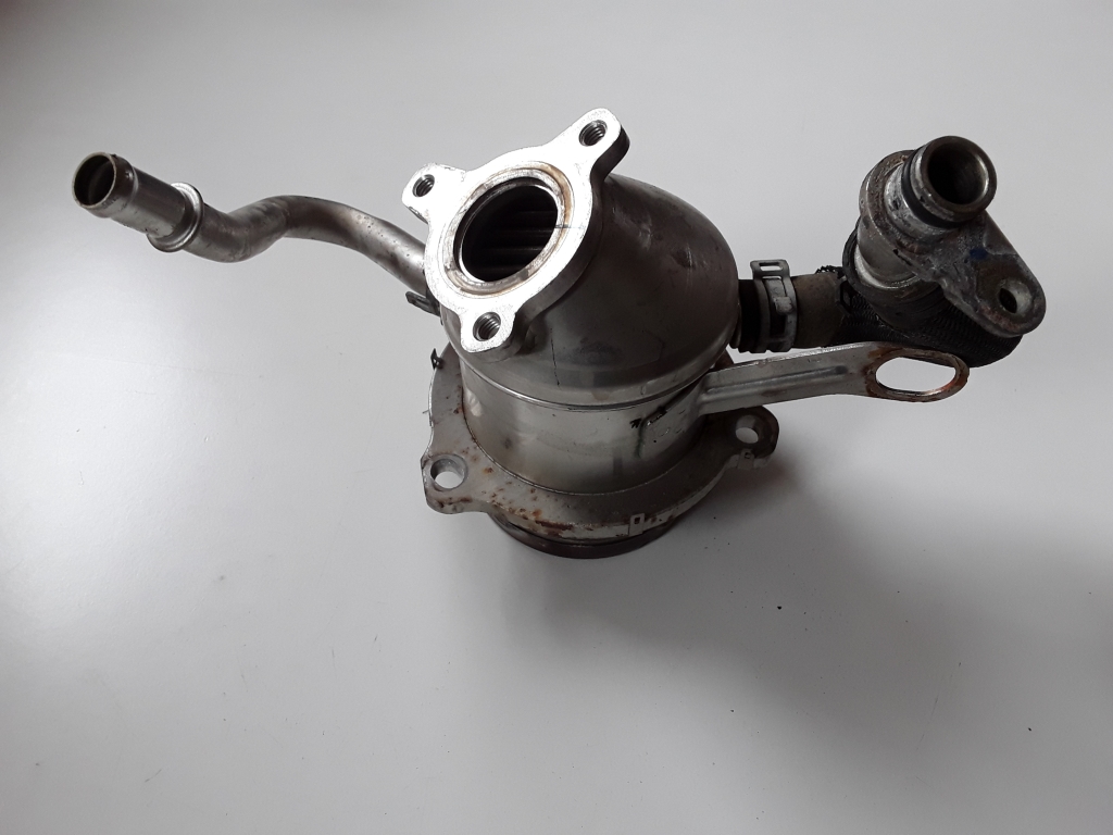 Used Dacia Dokker Egr Valve Cooler 147359823r