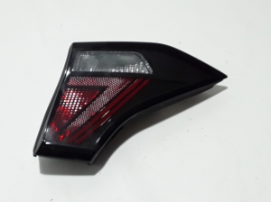 Tail light on trunk lid - 9240462200