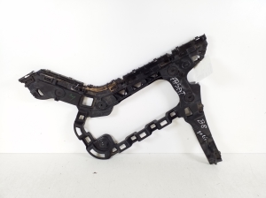 Rear bumper bracket - 3G0807393