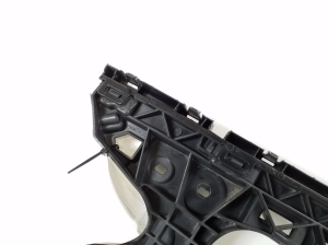 Volkswagen Passat B8 (2014–2023) Rear bumper bracket 3G0807393 - 2