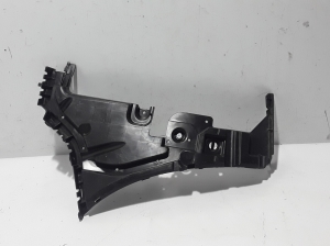  Rear bumper bracket 