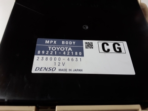 TOYOTA RAV 4 A4 (2012–2018) Komforta bloks 8922142180 - 2