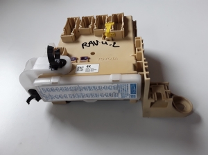 TOYOTA RAV 4 A4 (2012–2018) Komforta bloks 8922142180 - 3