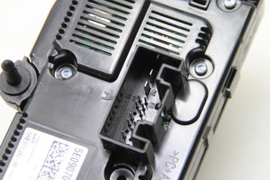 Skoda Octavia III (2013–2019) Heater control panel 5E0907044K - 3