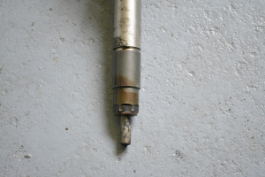  Fuel injector 