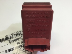 AUDI A4 B5 (1994–2001) Gebläsewiderstand 1J0907521 - 2