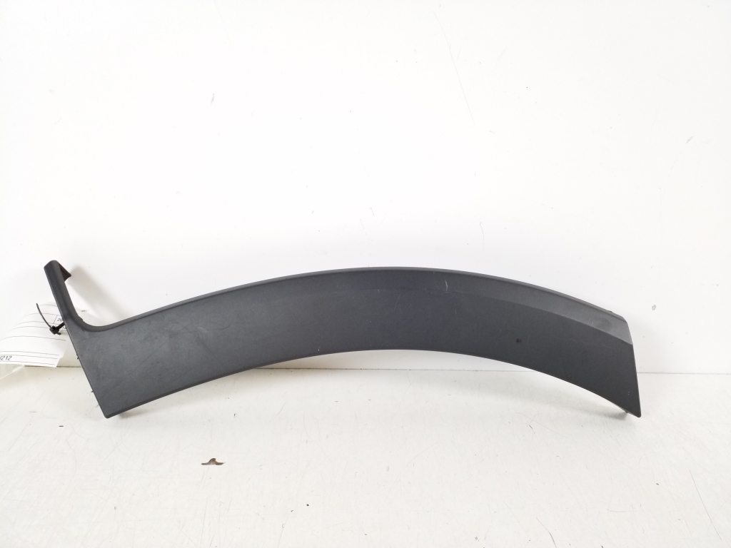 Used Volkswagen Passat Front bumper gasket 3G0807257
