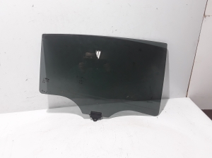 Rear side door glass - 83420G2070