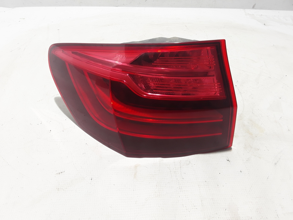 BMW 5 Series F10/F11 (2009-2017) Rear Left Taillight 7370345 