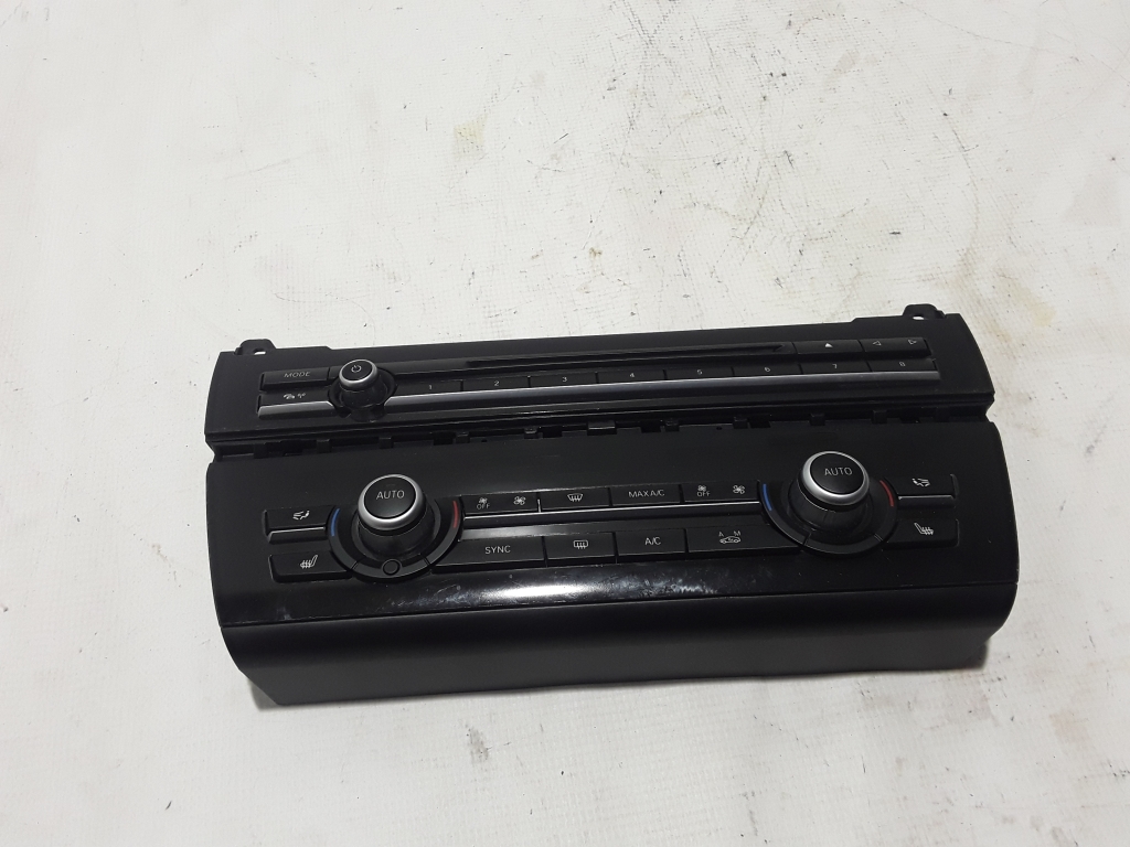 BMW 5 Series F10/F11 (2009-2017) Climate  Control Unit 9331829 21018749