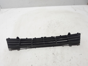  Front bumper lower grille 