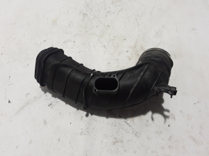  Air intake hose 