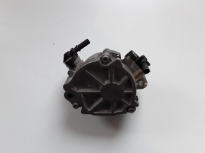 Opel Crossland X X 75 (2017–2026) Vaakumpump 9804021880 - 3