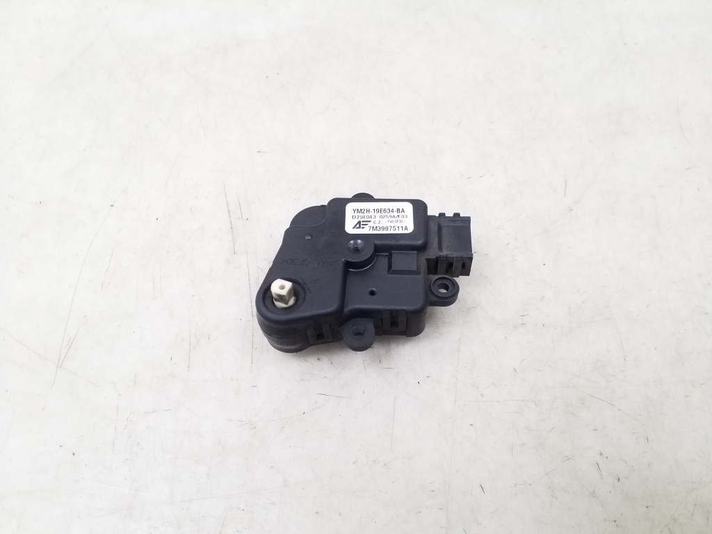 VOLKSWAGEN Sharan 1 generation (1995-2010) Supape de control al încălzirii interioare 7M3907511A 24967600