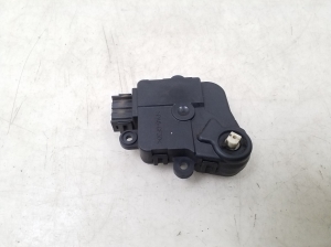 Volkswagen Sharan (1995–2010) Salongi soojenduse klapi mootor 7M3907511A - 4