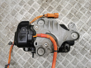  Air conditioner compressor 