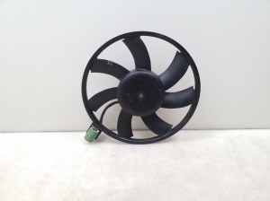  Cooling fan motor 