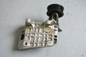 Alternator bracket - 059903143AJ