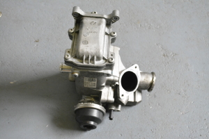  EGR valve cooler 