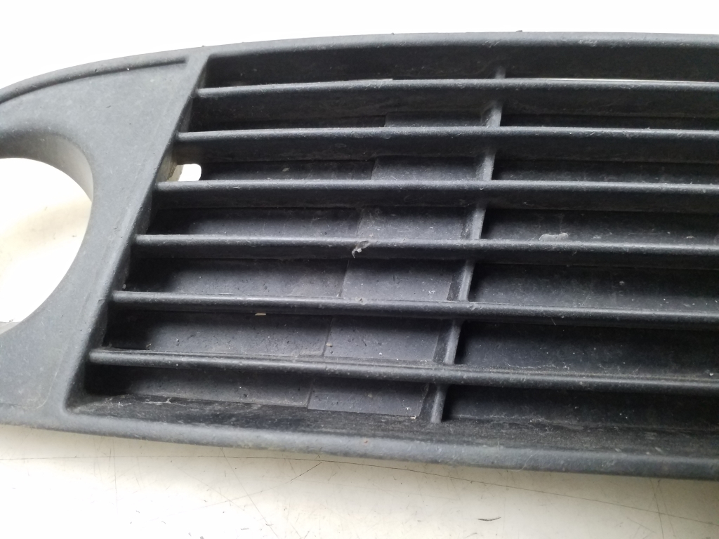 AUDI A6 C5/4B (1997-2004) Front Left Grill 4B0807681J 24968035