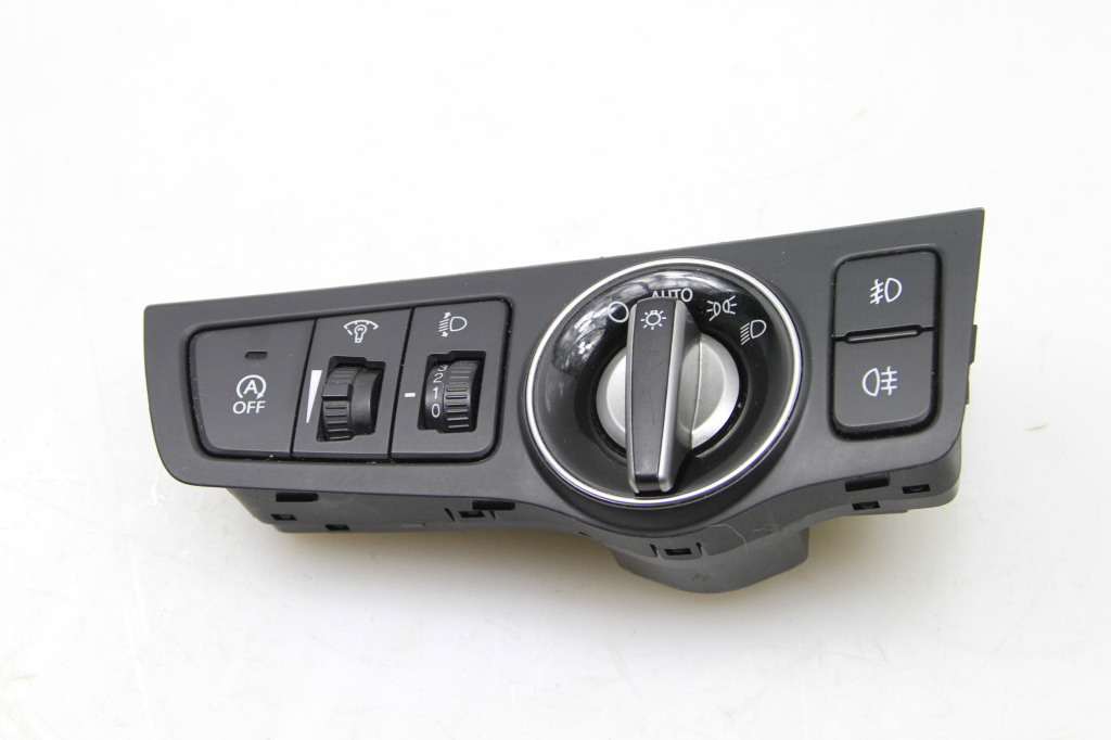 HYUNDAI i40 VF (1 generation) (2011-2020) Headlight Switch Control Unit 933003Z970 25094167