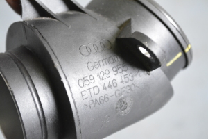 AUDI A4 B8 (2007–2016) Pipe 59129955 - 3