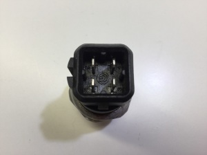 AUDI S6 (1999–2003) A/C condenser sensor 8D0959482B - 2
