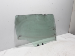  Glass rear side door 