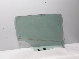  Glass rear side door 