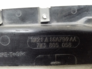 Volkswagen Sharan (1995–2010) Sonstiges Teil der vorderen Radhausschale 7M3805058 - 2