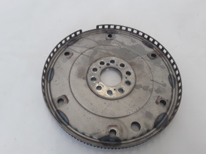  Clutch flywheel 