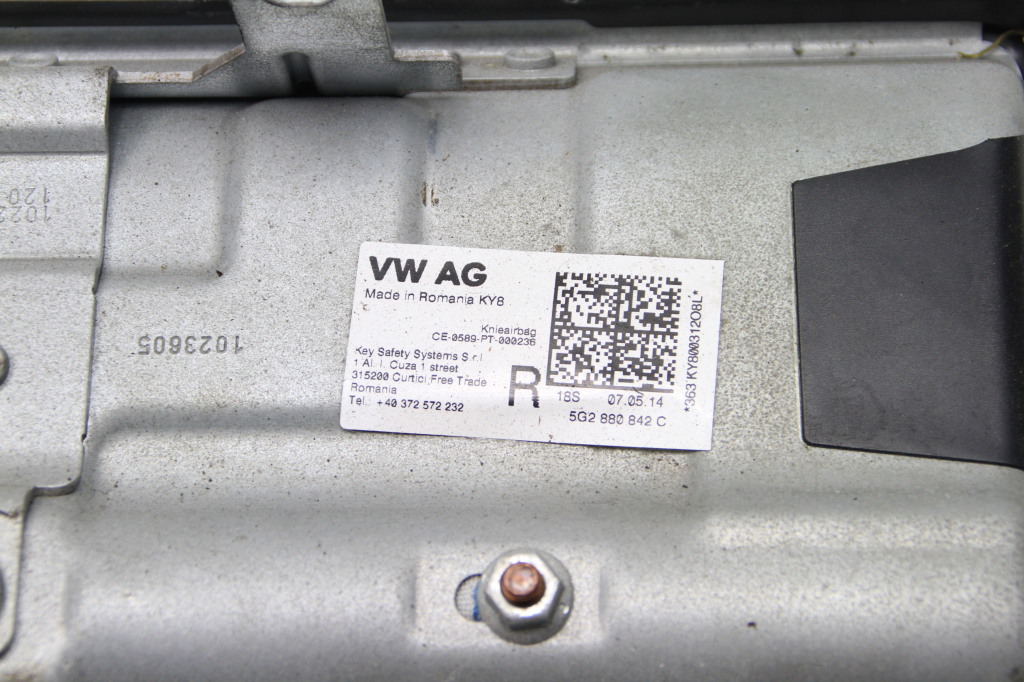 SKODA Octavia 3 generation (2013-2020) Knee SRS Airbag CE0589PT000236 25192363