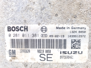 Opel Astra H (2004–2010) Motorsteuergerät 0 281 011 381 - 2