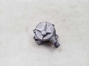 AUDI A6 C5 (1997–2005) Vaakumpump 72218501 - 2