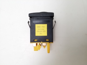AUDI A4 B5 (1994–2001) Tagumise udutule lüliti 4D0941563 - 2