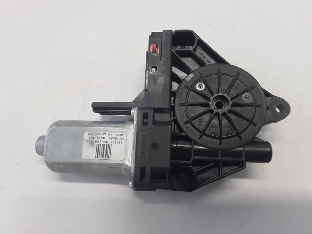 VOLVO XC60 1 generation (2008-2017) Front Left Door Window Regulator Motor 31253061 21072502