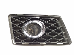   Front bumper fog lamp cover 