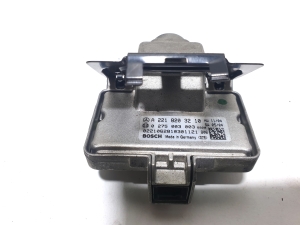 Mercedes Benz S-Class 221 (2005–2013) Frontkamera A 221 820 32 10 - 2
