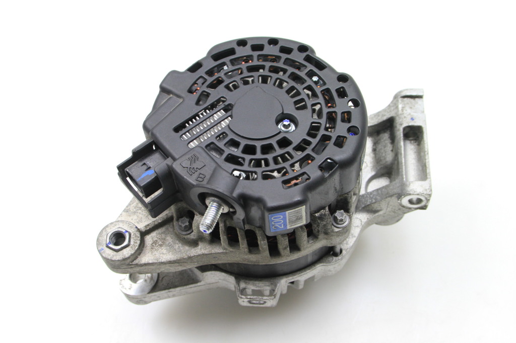 KIA Cee'd 3 generation (2018-2020) Alternator 373002U200 25094061