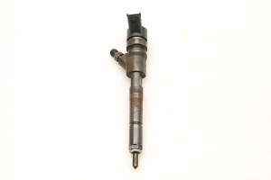 TOYOTA Yaris (1999–2005) Injektor Einspritzdüse 0445110215